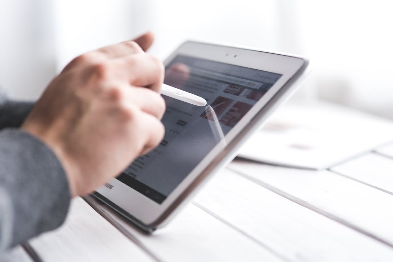 Qu’est-ce que SAP Fiori ? Guide pratique pour les métiers et l’informatique